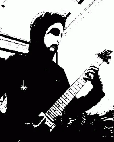 All — portrait de Hicham à la guitare, publié dans la galerie Spirit of Metal.